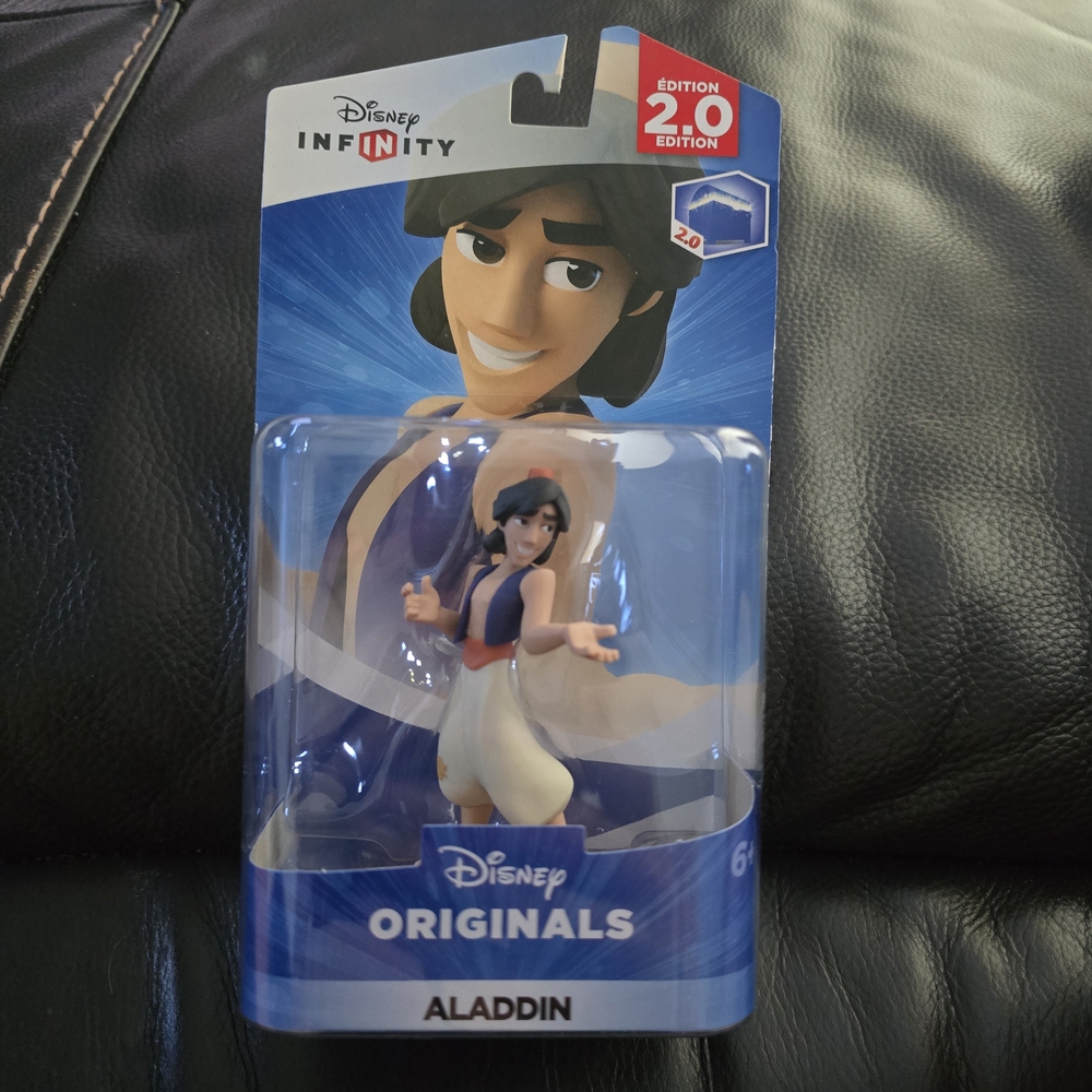 Disney Infinity 2.0  Disney Originals ALADDIN *Sealed*
New Box Mint Fast Ship! 